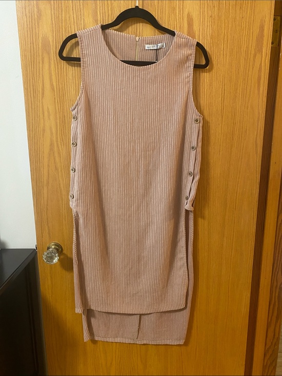 Loreen fashion Tops - Sleeveless Ribbed Tunic with Side Button Detail - Dusty Rose